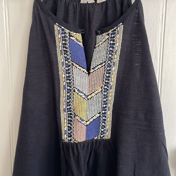 Roxy Embroidered Tank - Picture 2 of 5